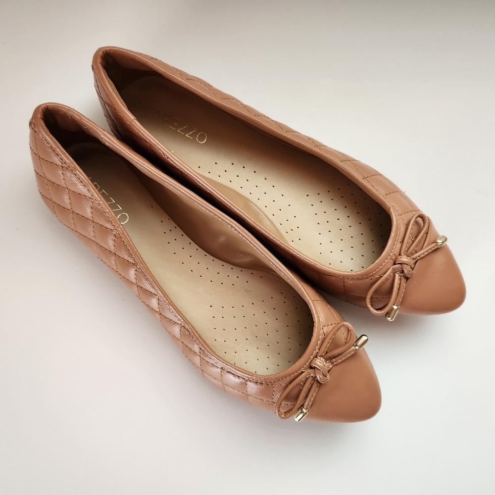 NWOT Arezzo Women's Light Brown Pointed Toe Quilted Leather Flats with Bow
